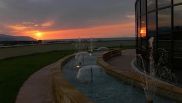 Indoor pool, outdoor pool