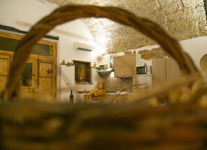 Fridge, microwave, stovetop, coffee/tea maker - Apartment located in ground floor 2 bedrooms (terrasini)