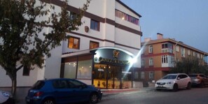 Exterior detail - Cankaya Konagi (Ankara)