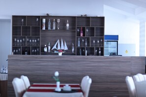 Bar (on property) - Cankaya Konagi (Ankara)