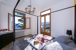 3 habitaciones, tabla de planchar con plancha y wifi gratis