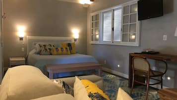 Frigobar, cortinas blackout, Wi-Fi de cortesia, roupa de cama