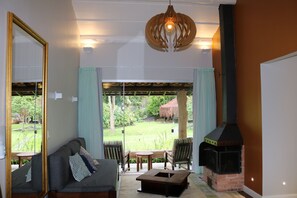 Deluxe Bungalow