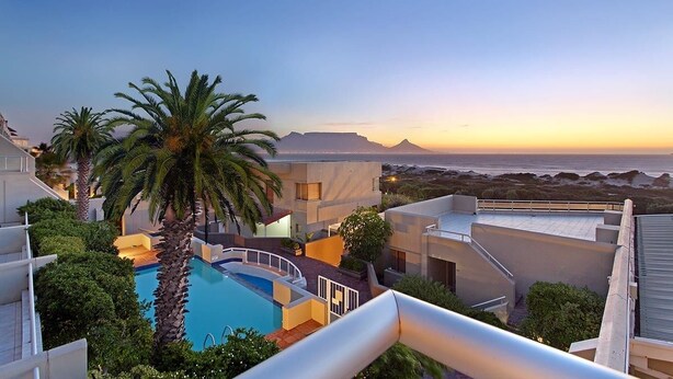 Family Room | Balcony - Dolphin Beach H108 (Cape Town)