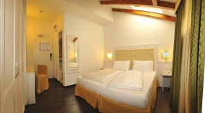 Classic Double or Twin Room