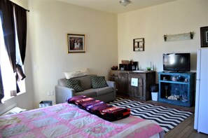 Free WiFi - Holly Inn Suites (Holly)