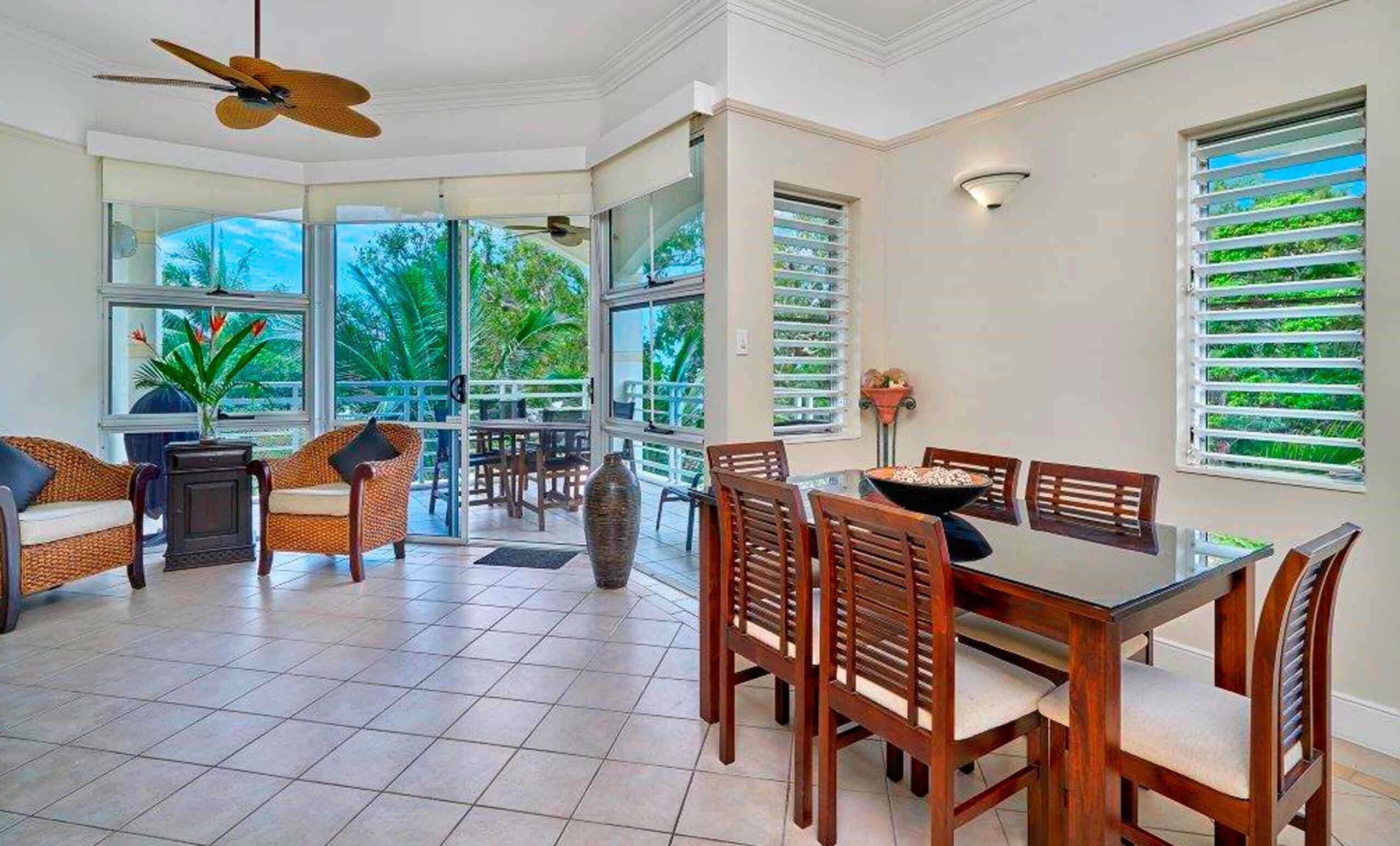 Two Bedroom Luxury Suite with spectacular beachfront views from your own terrace — image 11