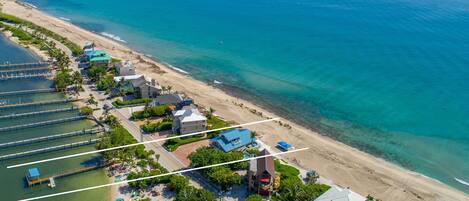 Private beach, sun-loungers, beach umbrellas, beach towels