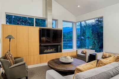 5MM Aspen New Construction Residence in Town by Aspen Vacation Rentals™