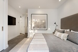 3 bedrooms, iron/ironing board, travel cot, free WiFi - $5 Million Aspen Single Family Residence - Brand New Construction (Aspen)