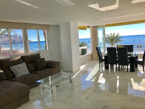 TV - COBLANCA LEVANTE BLUELINE R038 (Benidorm)