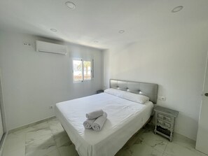 2 habitaciones y ropa de cama