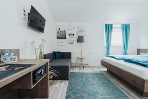 LED TV - Hotel & Restaurant Hessischer Hof (Hainburg)
