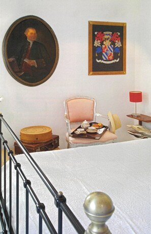 3 Schlafzimmer, Schreibtisch, Bügeleisen/Bügelbrett, Internetzugang