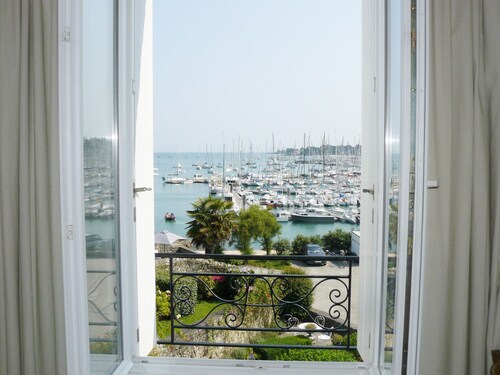 VILLA MAJOY - Ferienwohnung mit Blick auf den Hafen von Trinité-sur-Mer - T547
