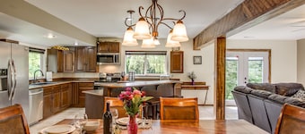 Creekside Lodging, Perfect Family Vacation, Recreation Area, Games, Pet Friendly