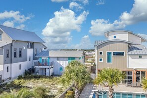 Exterior - Sand Dollar - Grayton, Private Pool, Close to the Beach, Walk to the Red Bar! (Grayton Beach)