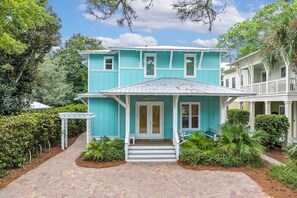 Exterior - Grayton Sea Glass - Heated Private Pool, Screened Porch, Close to Beach + Shops! (Grayton Beach)