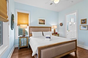 4 bedrooms, Internet, bed sheets