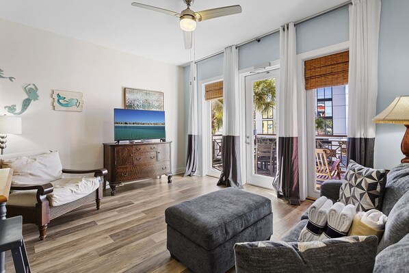 TV - Inn at Gulf Place 202 - Gulf View, Heated Community Pool, Steps to the Beach! (Santa Rosa Beach)