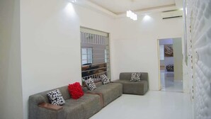 Unclassified image, 2 of 17, button - Le Forthbridge Apartment (Lekki)