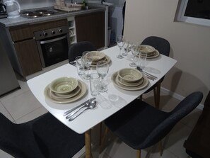 Basic Apartment, 2 Bedrooms, Accessible | Private kitchen | Fridge, microwave, electric kettle, high chair - Departamento Reserva de Huasco (Huasco)