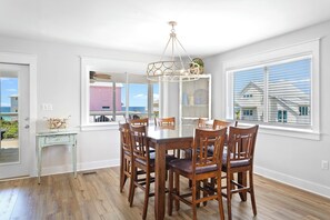 Dining - Lone Star - Updated Gulf-View Home in Gulf Trace of Grayton Beach, Private Pool! (Gulf Trace)