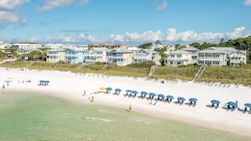 Tæt på stranden