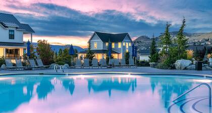 Lakey Stars at The Lookout at Lake Chelan