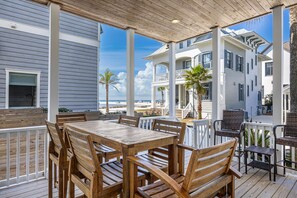 Outdoor dining - Down By The Sea - Gulf and Lake Views, Heated Community Pool, Grayton Beach! (Grayton Beach)