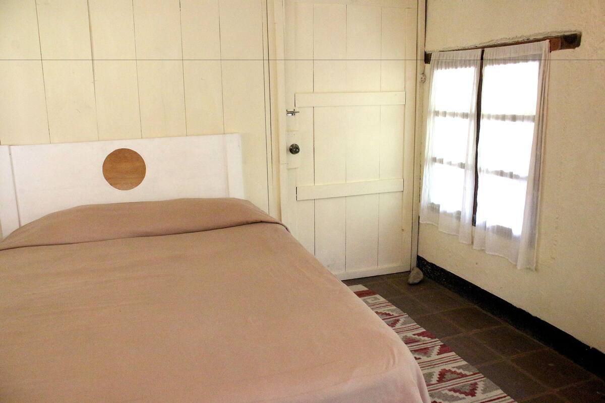 Basic-Doppelzimmer, 1 Doppelbett, Gemeinschaftsbad