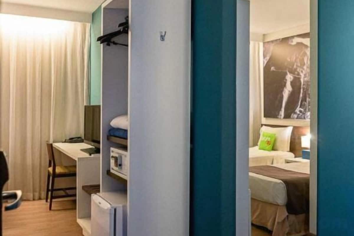 Minibar, Zimmersafe, Verdunkelungsvorhänge, kostenloses WLAN