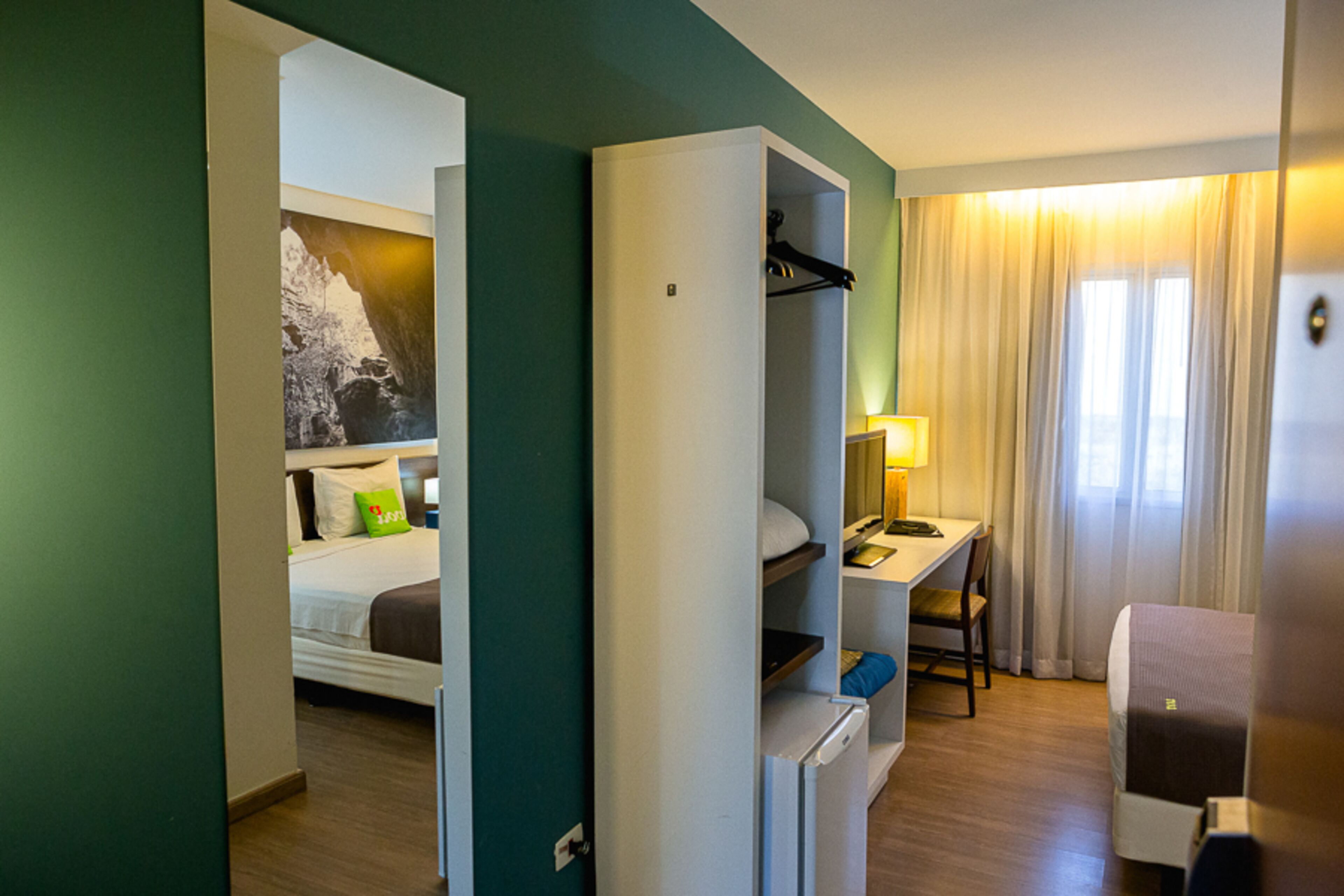 standard double room, 1 double bed, non smoking | minibar, in-room safe, blackout curtains, free wifi
