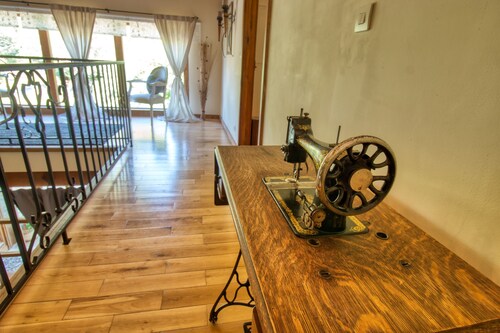 Family Farmhouse near Bergerac, Bordeaux & St Emilion with private heated pool.