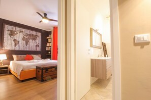 2 chambres, fer et planche à repasser, Wi-Fi, draps fournis