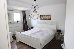 2 bedrooms, free WiFi, bed sheets