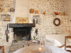 3 chambres, fer et planche Ă repasser, Wi-Fi, draps fournis