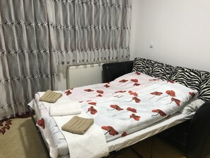 2 chambres, fer et planche à repasser, accès Internet
