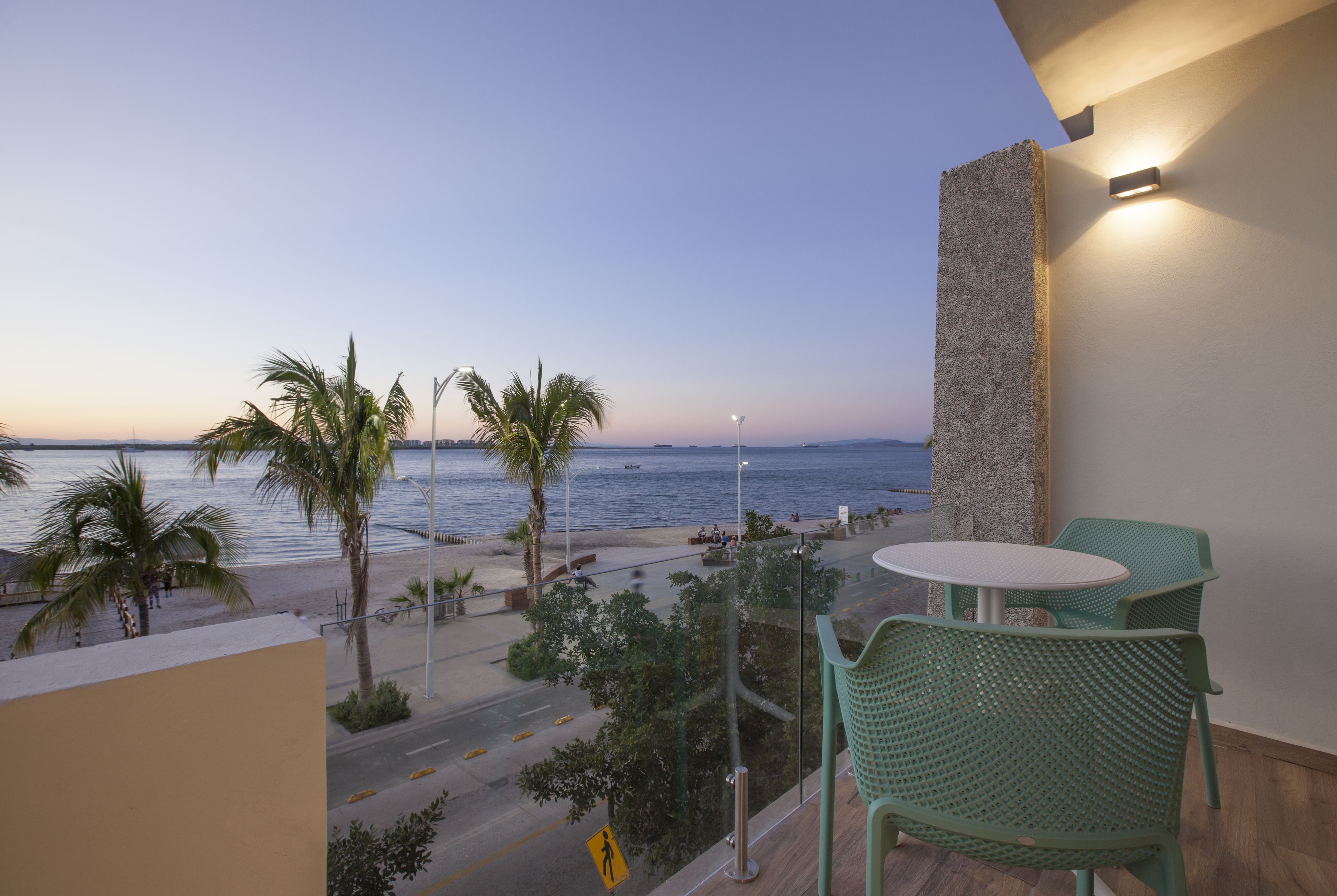 design suite, 1 bedroom, kitchen, beachfront | balcony