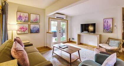 Quaint Renovated Cottage In Downtown Leavenworth - Private, Fenced Yard