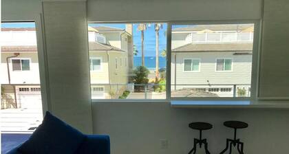 Oceanviews, Steps to the Sand, Short Walk to the Village! A/C