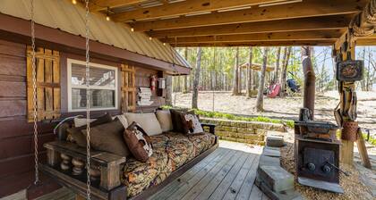 Lovers paradise 15 Min from Rome Georgia! Lower Rates!