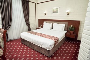 Standard Double Room, 1 King Bed | Premium bedding, in-room safe, desk, blackout curtains - Rakat Plaza (Tashkent)