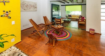 Hermosa Casa Mexicana Centro Cancun