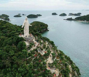 Beach nearby, white sand, scuba diving, snorkeling - Carribean Transient House (Alaminos)
