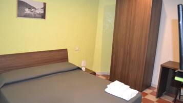 Superior-Zimmer | Italienische BettbezĂŒge von Frette, Schreibtisch, schallisolierte Zimmer