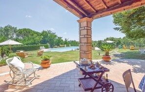 Outdoor dining - Beautiful home in Gradoli VT (Gradoli VT)