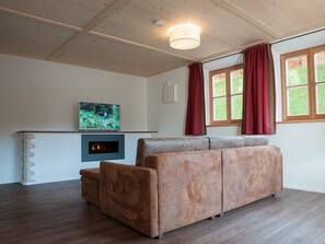 Fernseher, Kamin