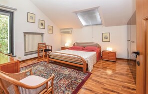 5 Schlafzimmer, Reisekinderbett, kostenloses WLAN