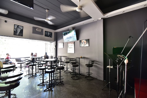 エスコバル ゲストハウス